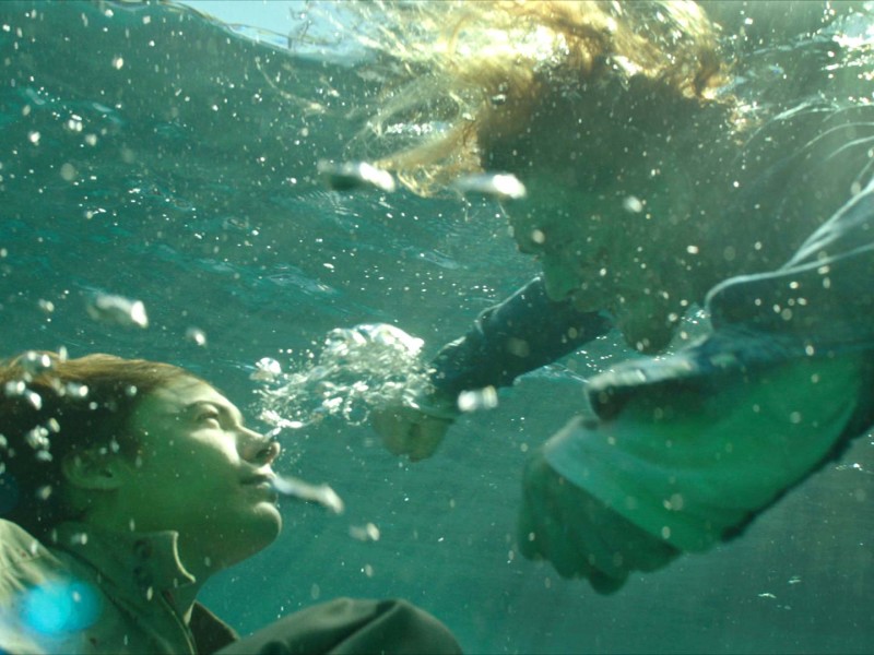 15597_FEAR_S1_Promo_NoSafeHarbor_15-800x600