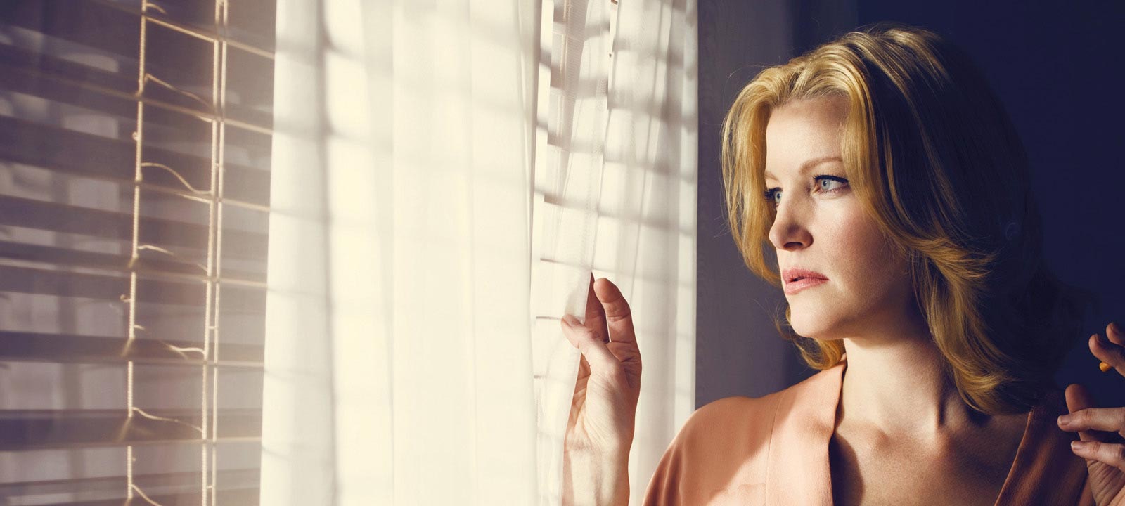 Skyler White (Anna Gunn) – Breaking Bad_Season 3 – Photo Credit: Ben Leuner/AMC