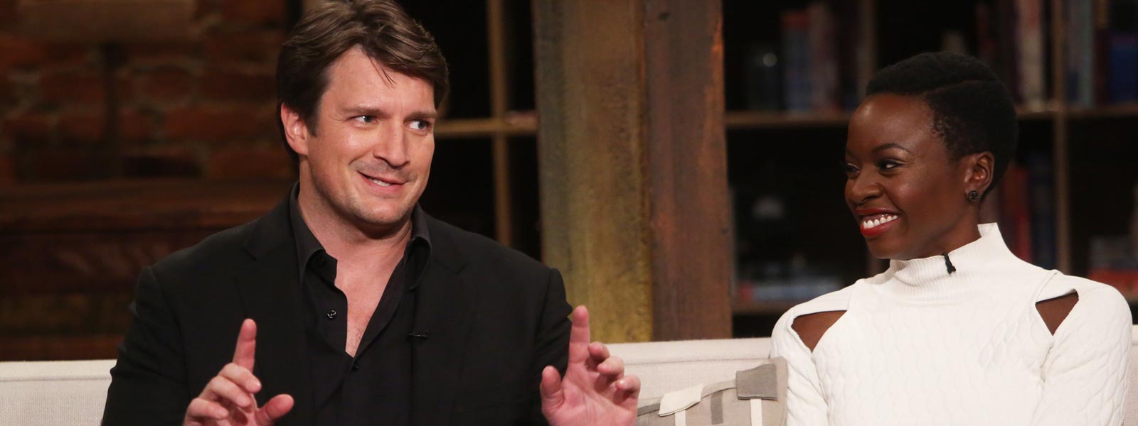 talking-dead-episode-610-nathan-fillion-danai-gurira-800×600
