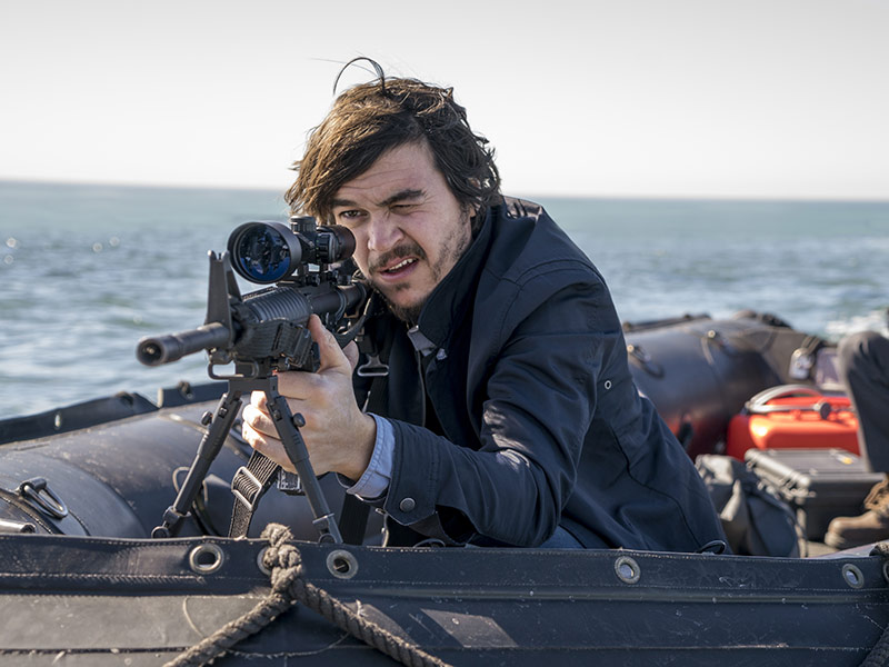 fear-the-walking-dead-episode-204-luis-puerto-800x600