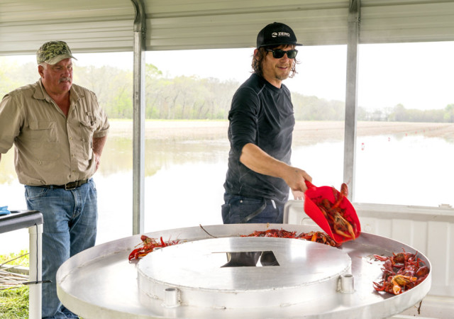 ride-105-norman-reedus-crawfish-935x658