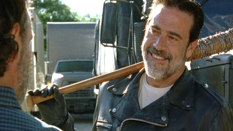 Sneak Peek of The Walking Dead Season 7, Episode 4: Negan Comes Calling in Alexandria