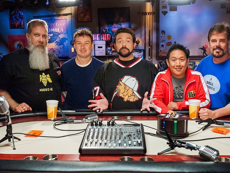 comic-book-men-608-bryan-walt-kevin-ming-mike-800x600