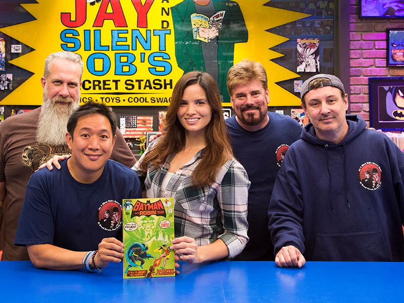 comic-book-men-612-800x600