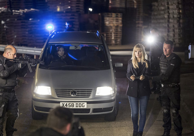 humans-202-laura-parkinson-niska-berrington-935