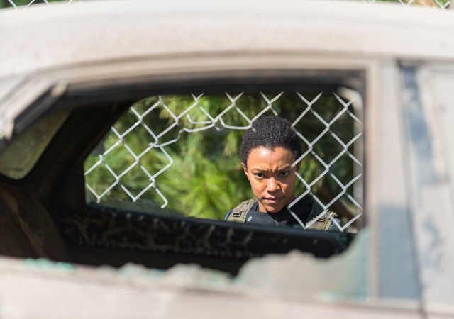 the-walking-dead-episode-714-sasha-martin-green-5-935