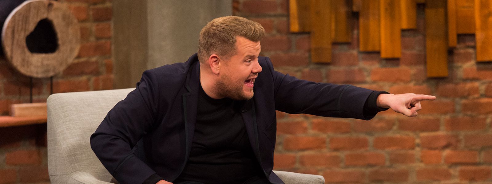 talking-chris-hardwick-episode-104-james-corden-800×600