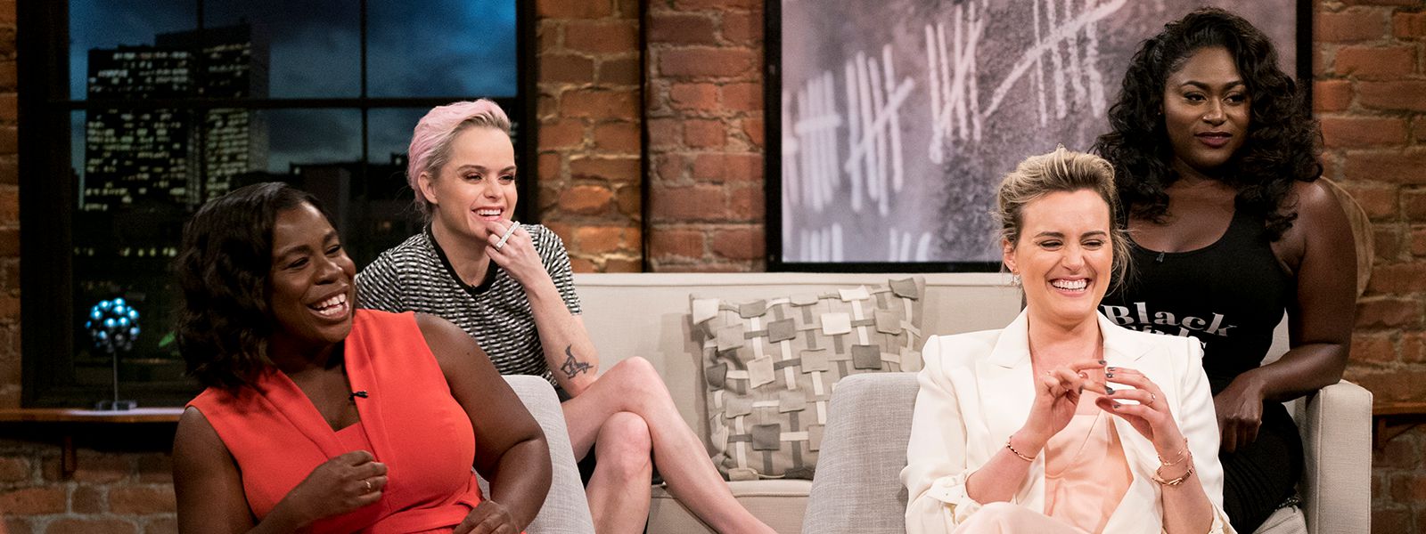 talking-with-chris-hardwick-episode-107-orange-is-the-new-black-cast-800×600
