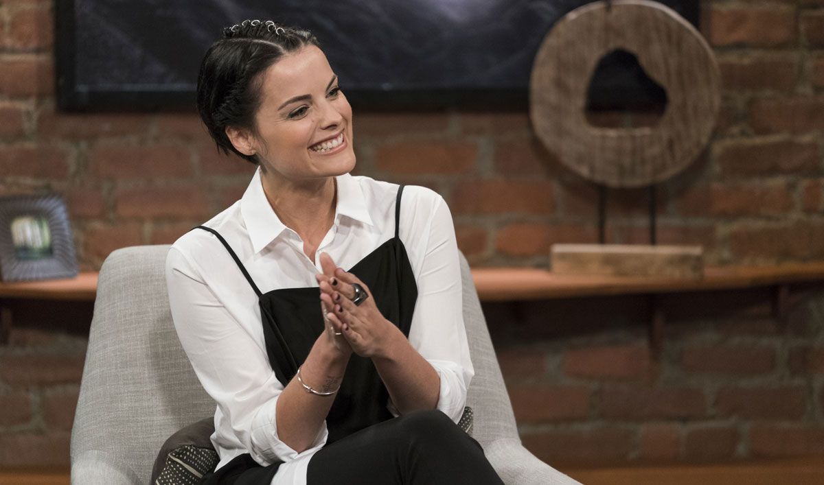 Jaime Alexander Reveals Her Troubled History With Ronda Rousey’s Triceps on the Latest <em>Talking with Chris Hardwick</em>