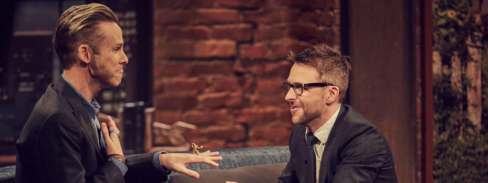 talking-with-chris-hardwick-episode-114-dominic-monaghan-chris-hardwick-800×600