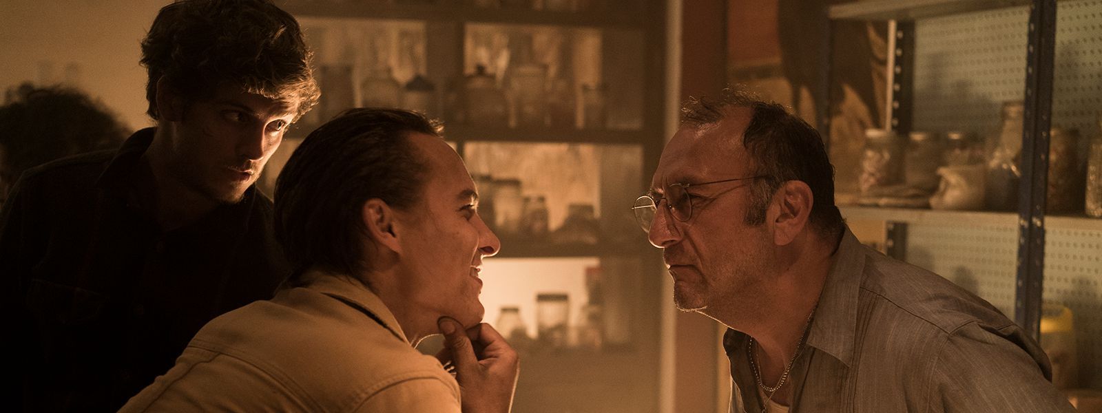 fear-the-walking-dead-episode-314-troy-sharman-nick-dillane-post-800×600