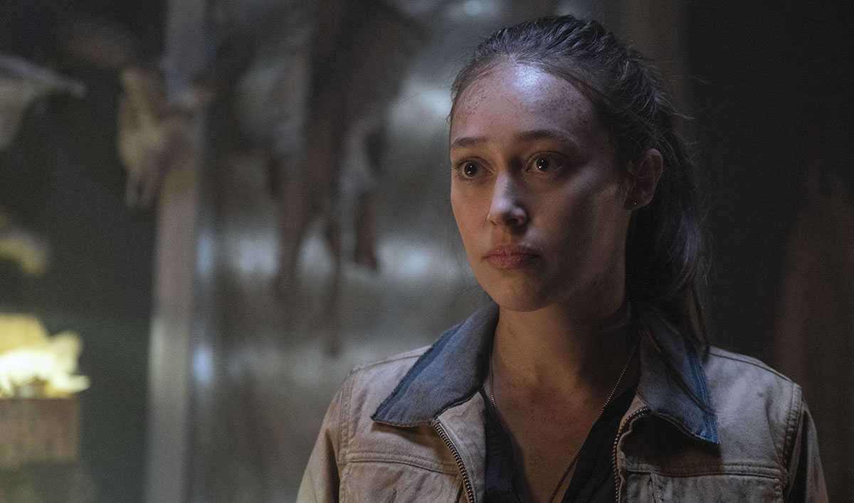 junkyard girl walking dead