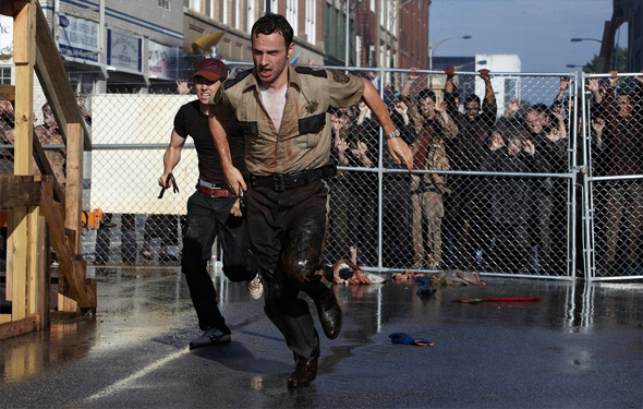 twd-episode-102-main-590.jpg