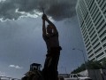 The Walking Dead: How To Kill A Walker Ever wondered how to kill a walker? This compilation of scenes from season 1 of The Walking Dead will give you some food for thought. Viewer discretion is advised.