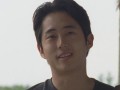 On Set With Steven Yeun: Being an Original Survivor Steven Yeun talks about the evolution of Glenn's character throughout The Walking Dead.