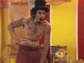 Extra Scene: Episode 201: Freakshow: Freakshow Auditions Dangerous D impresses the Ray family during his Freakshow audition.