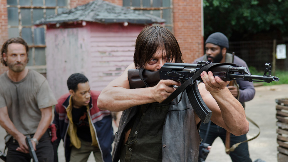 the-walking-dead-episode-507-daryl-reedus-rick-lincoln-post-980