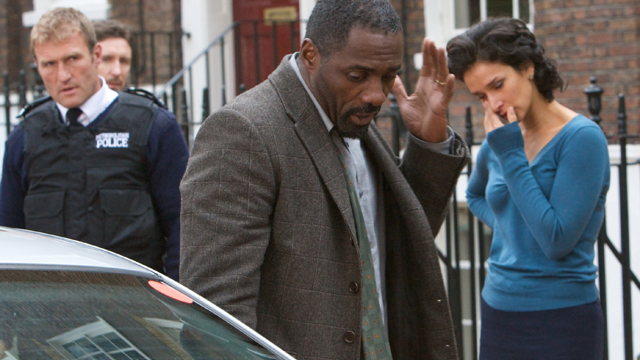 Luther wants one minute with Zoe
