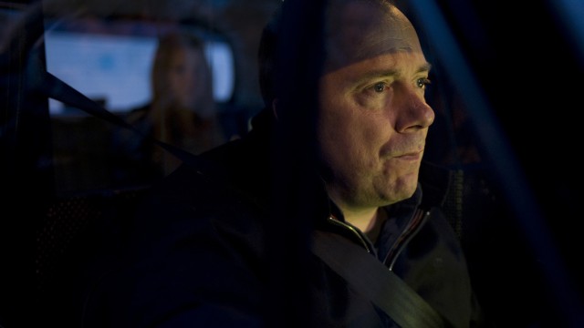 Graham offers a ride to an unsuspecting woman