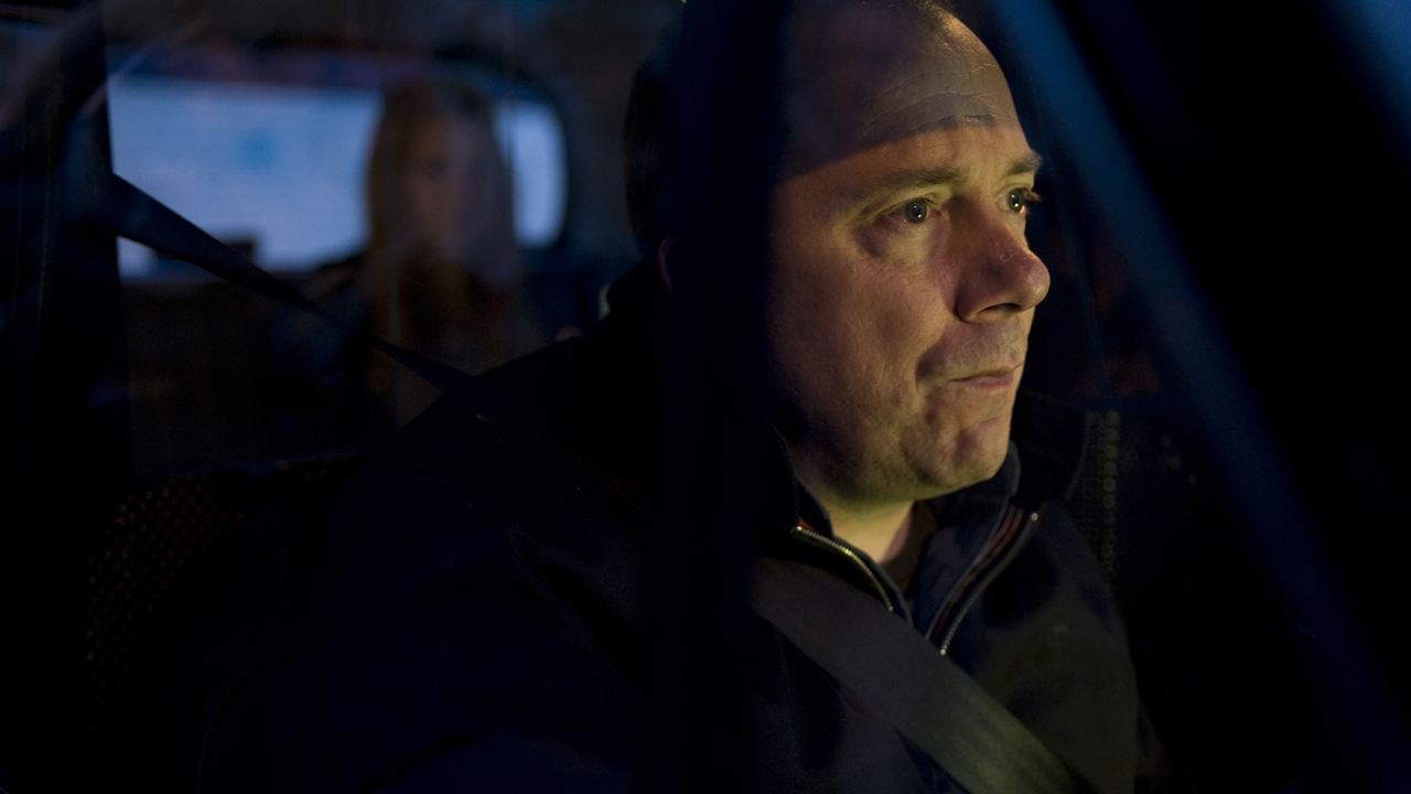 Graham offers a ride to an unsuspecting woman