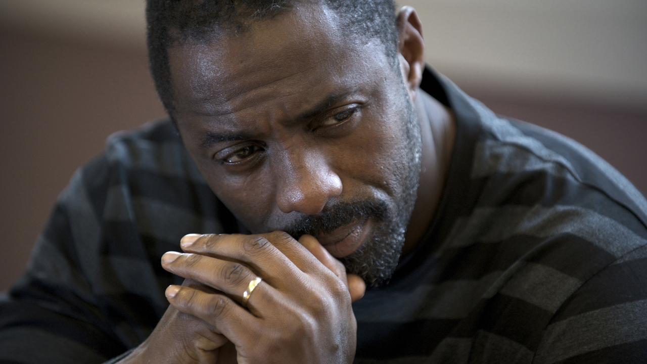 Luther tries to distance himself from Alice