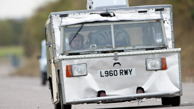 Richard drives the Hammerhead-i Eagle Thrust