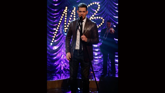 Michael Bublé, rockin' it on stage.