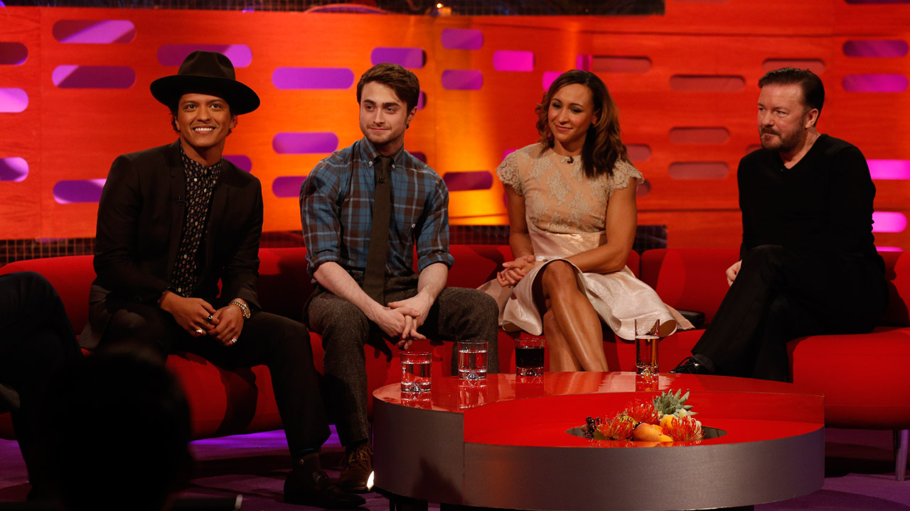 Bruno Mars, Daniel Radcliffe, Ricky Gervais, and Jessica Ennis share the couch this week!