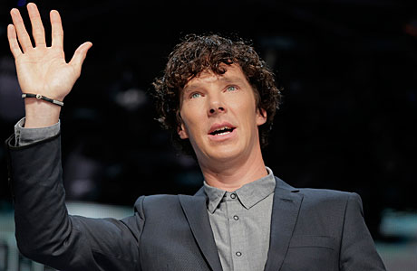 Busy Benedict greets Star Trek Into Darkness fans in Tokyo, last week. (AP Photo/Itsuo Inouye)