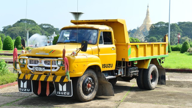 Jeremy Clarkson’s Isuzu TXD lorry in Yangon, Burma