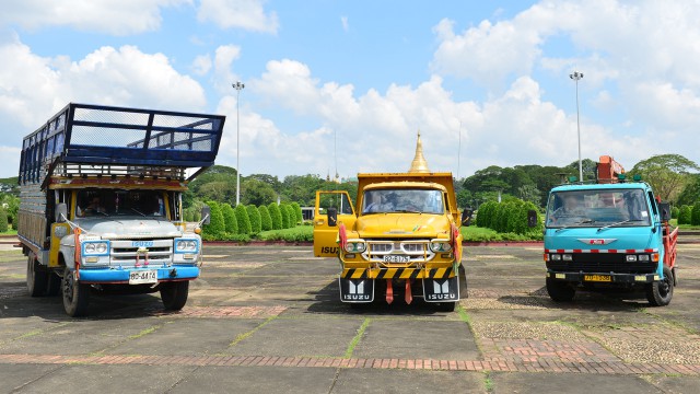 Richard Hammond, Jeremy Clarkson and James May’s lorries in Yangon, Burma