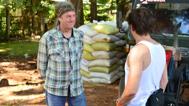 James May and Richard Hammond stop off on their journey north through Burma