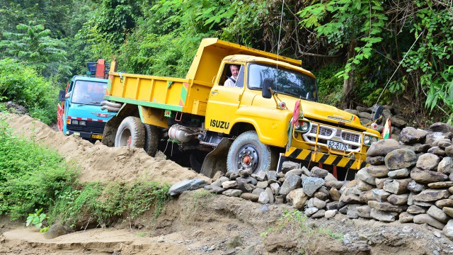Jeremy Clarkson in his Isuzu TXD lorry heading north through Burma