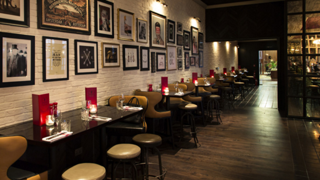 The slick setting promises a cool Thanksgiving. (The Black Lion)