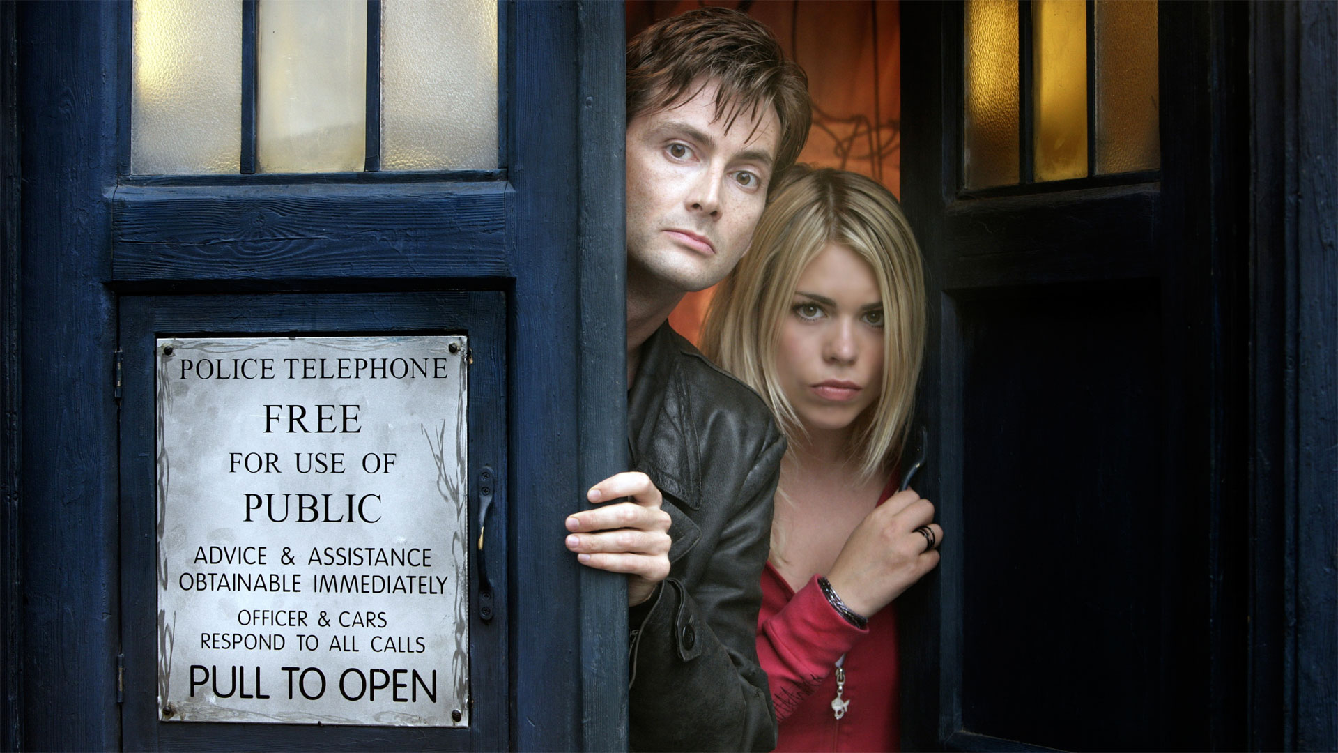 ‘doctor Whos Day Roundup The Doctor And Rose In Wizard World Anglophenia Bbc America