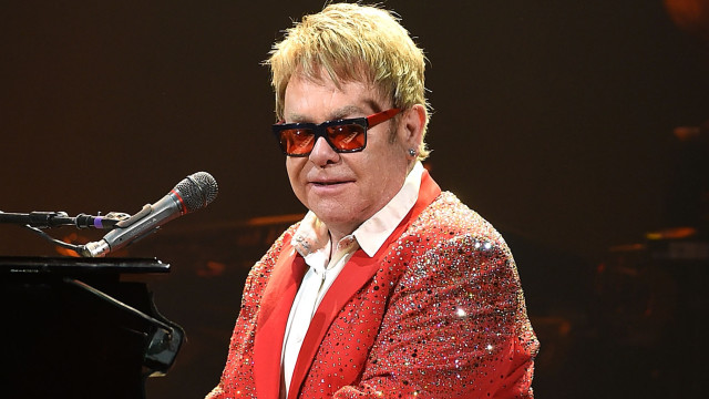 Dick Clark’s New Year’s Rockin’ Eve With Ryan Seacrest 2015