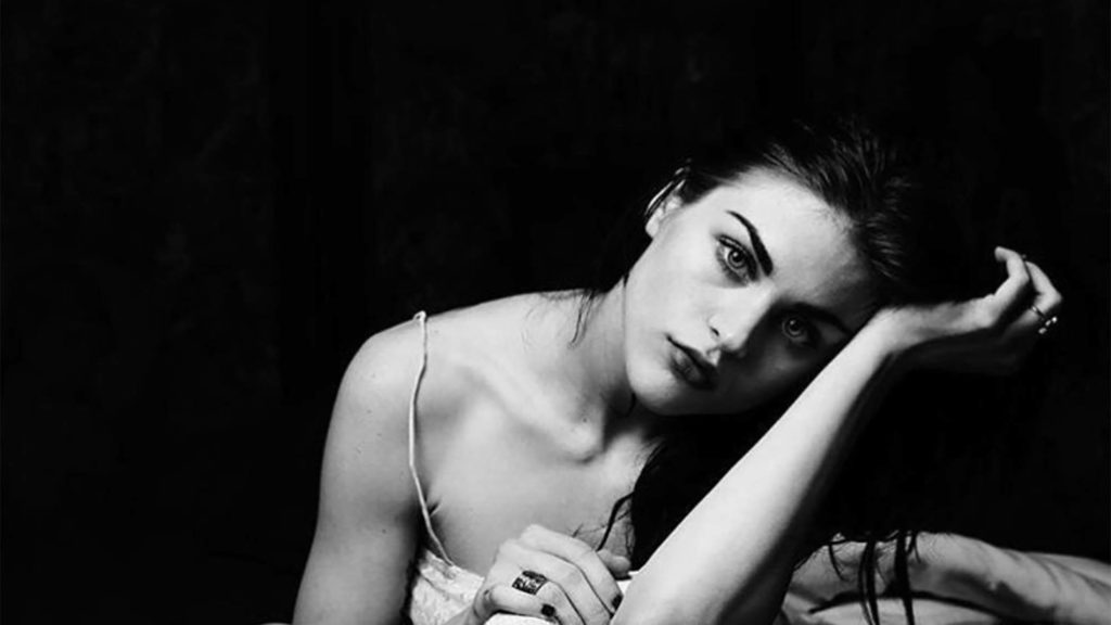 Frances Bean Cobain (@space_witch666)