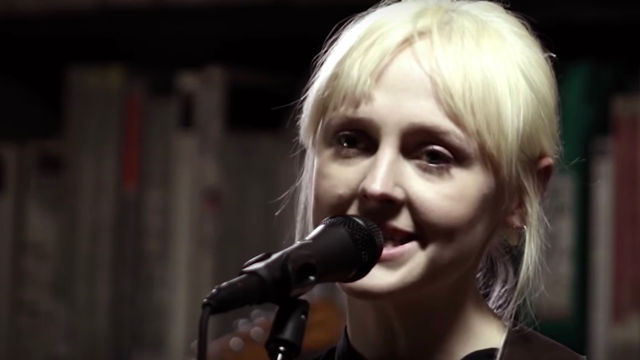 Laura Marling: Semper Femina