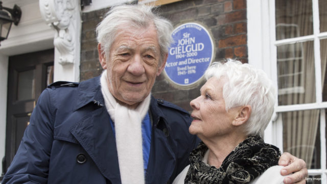 Sir John Gielgud Receives English Heritage Blue Plaque