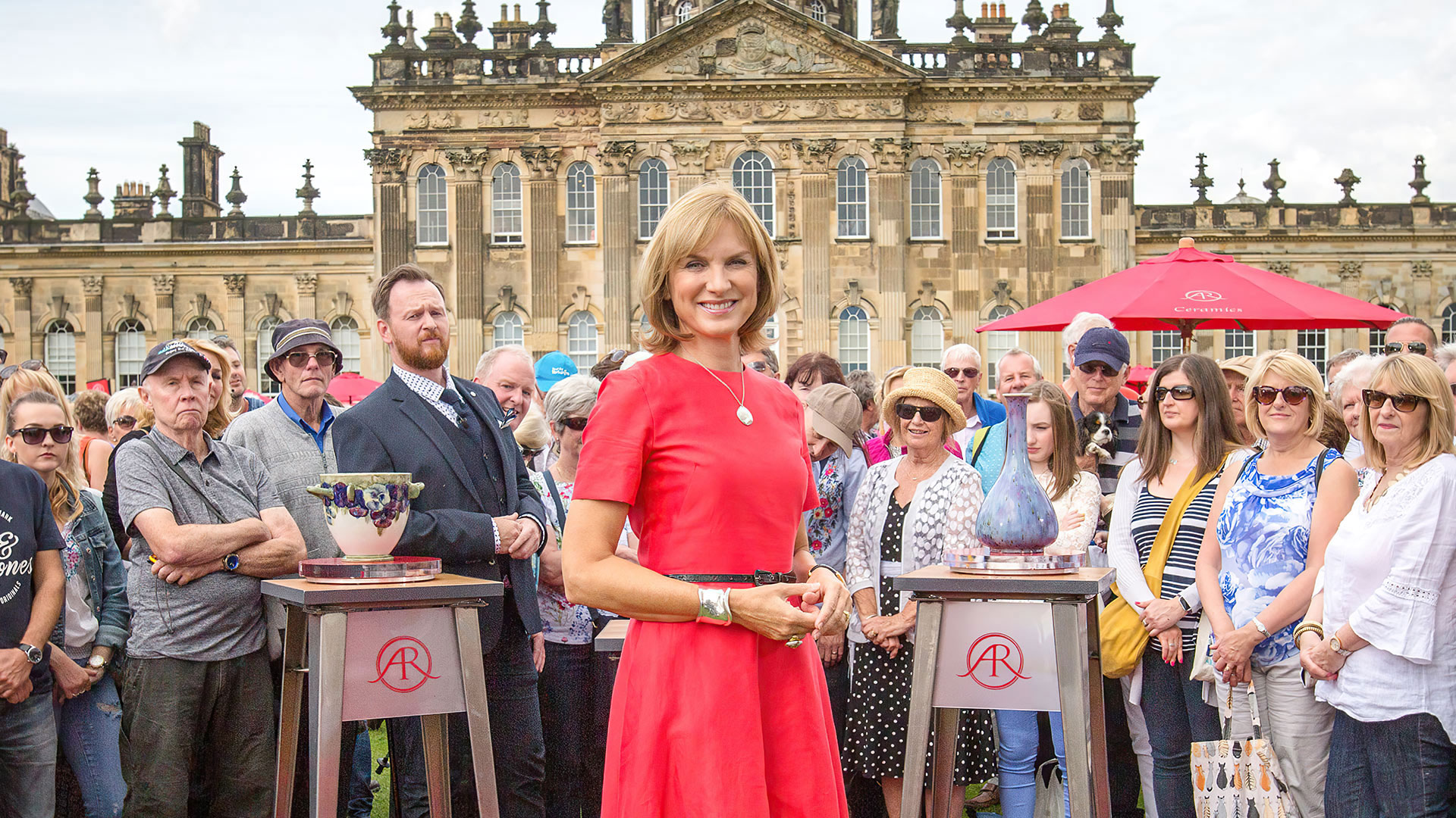 Antiques Roadshow Detectives, Heirloom detectives bring the past to life by investigating the history behind family treasure previously shrouded in mystery, and revealing the long lost secrets hidden within., TV-PG, reality, 2015, 1 season