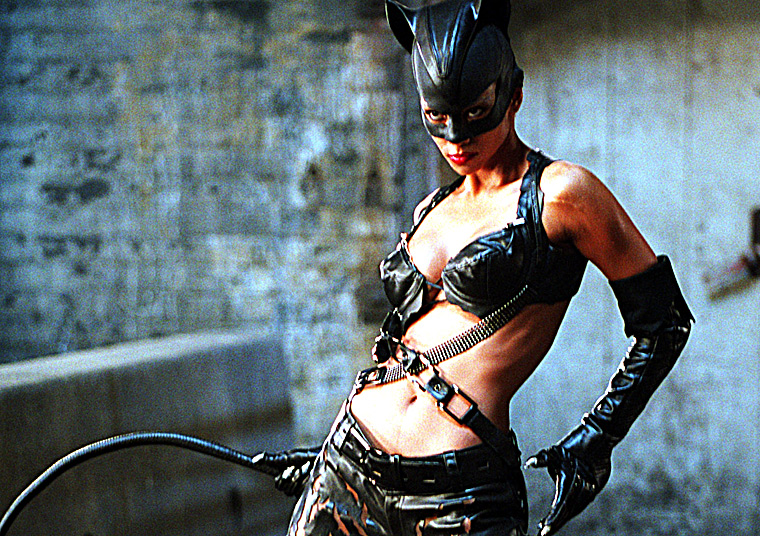 Catwoman thigh high boots rides her helpless free porn photo