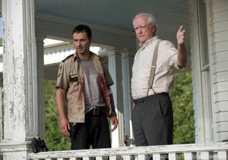 The Walking Dead Season 2 Episode Photos 23 - The Walking Dead Season 2 Episode Photos
