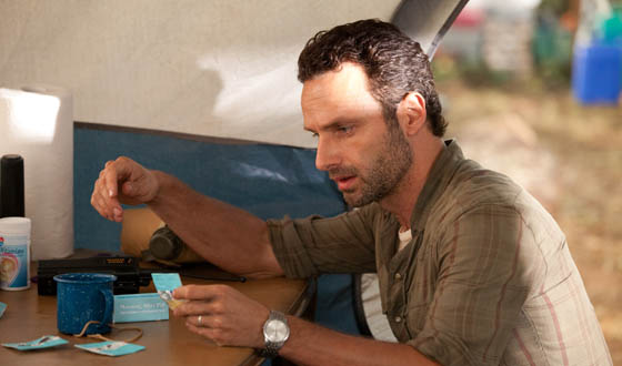 <em>The Walking Dead</em> Season 2 Episode 6, “Secrets” – Online Extras