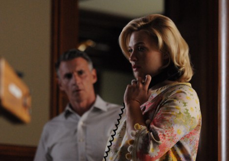 Mad Men Season 5 Episode Photos 17 - Mad Men Season 5 Episode Photos