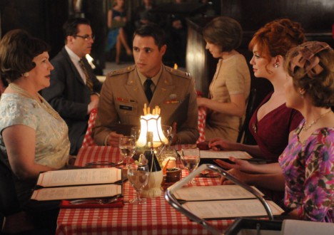 Mad Men Season 5 Episode Photos 27 - Mad Men Season 5 Episode Photos