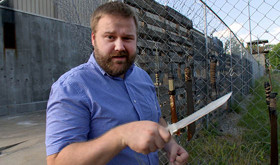 TWD-S4-Kirkman-Set-Tour-Video-560