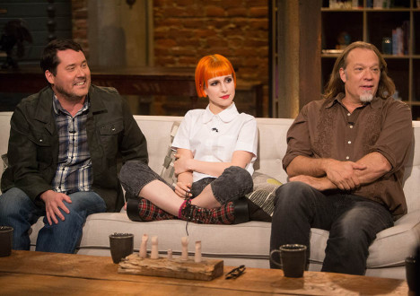 Doug Benson, Hayley Williams and Greg Nicotero (The Walking Dead Executive Producer, Special FX Makeup Designer) in Episode 2 of The Talking Dead