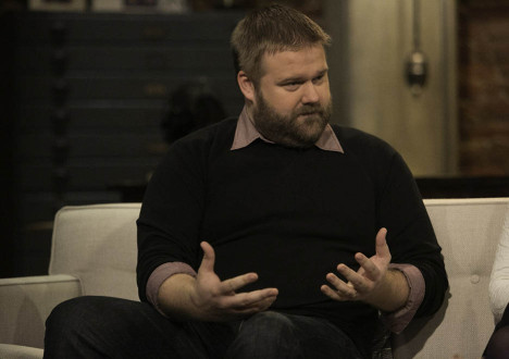 Robert Kirkman (The Walking Dead Executive Producer, Writer) in Episode 8 of The Talking Dead
