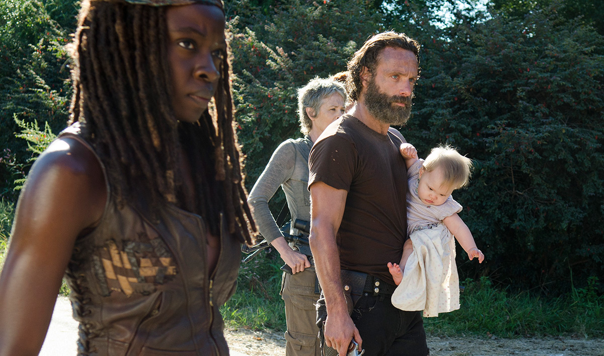 Blogs The Walking Dead Andrew Lincoln Danai Gurira Discuss Alexandria Flaunt Features 6378