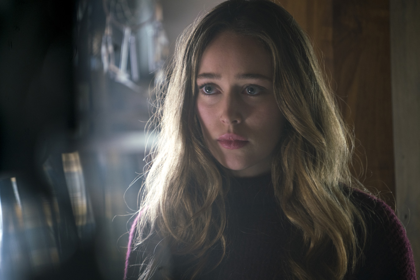 Alycia Pebnam-Carey as Alicia Clark - Fear The Walking Dead _ Season 2, Episode 05 - Photo Credit: Peter Iovino/AMC